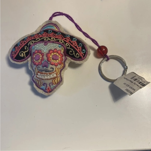 Gypsy warrior sugar skull Keychain - Picture 2 of 3